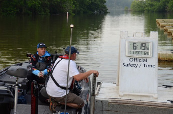 333F2AD4-4991-445D-B215-F37AE5D720EF