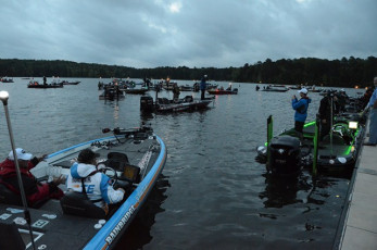 33663B5E-94B3-49FB-BC43-B20E07334B88