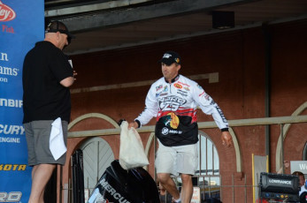 349BD0C0-0CBE-4593-ACB9-30C14AB341DB