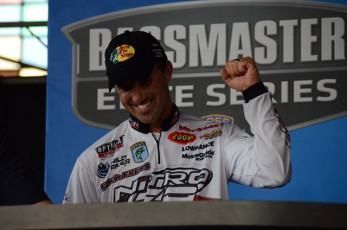 34E68B06-6E83-4361-BEA9-DED008B15797