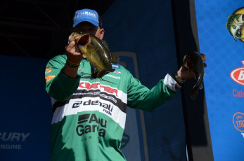 351A2BF1-F706-4305-9231-BA92C7B41ED7