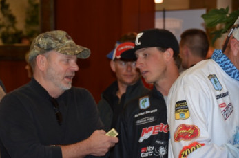 36974B8A-26B1-4B46-A51A-9F0B94CA3662