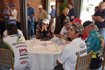 37EAD6E0-EF7B-421A-B795-0BF956AC7E67