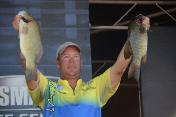 3813A470-B5AD-4ACC-9BDA-A2528070E812