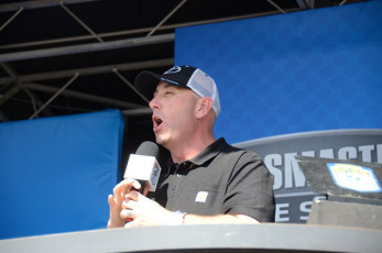 386B2414-B803-4B14-BE51-09AC25819CDE