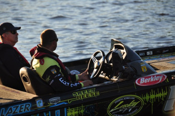 39C63213-30CF-4015-97D6-F4E84C8AC7AC