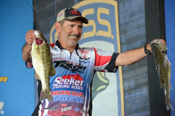 39F08E32-AB82-4011-8568-B5975EB04702