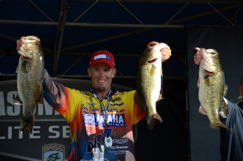 3A0A5F08-21B2-4EAE-8E9F-49A29A5DFFAF