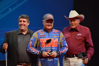 3A3EEF95-213B-4D39-9469-BAC4CFEC211D