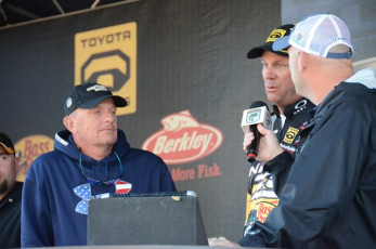 3A41A97C-5345-48C4-9D9D-DCCA61021401