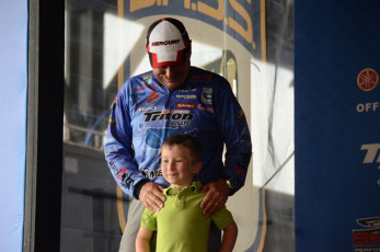 3A8DE294-31CB-439E-9077-7F958E672D67