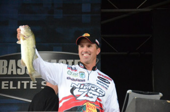 3ABFFD8A-0180-4381-AA62-403E2D5B414C