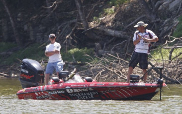 3BB6BBA4-65A8-44B1-80F8-AC563AB5CC04