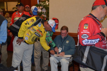 3CAF1E5C-69A8-43D4-AE8F-61AC9C81074D