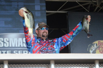 3CEFB22A-99BE-4AF8-A893-20A4C3E85BB2