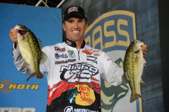 3D0AC01D-154B-4D4B-B025-237A02827FB1