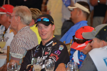 3DA81905-C3AC-4272-9398-8E27D4E04E4B