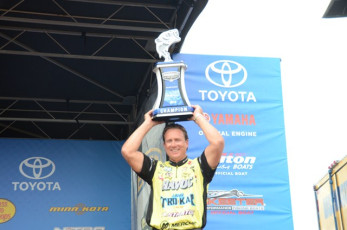 3DB2BA7C-54FF-47DA-8023-3D85CEF21DC3