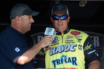 3EEF0D5B-0364-4EDA-8262-885D8D29281D