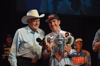 3F0068D9-267B-4B87-BF21-7E32F6046105