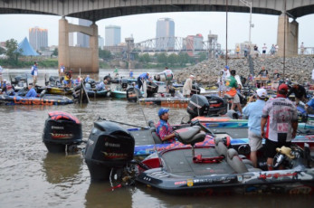 3F15F3D7-151F-4837-9690-7E1A6AED772D