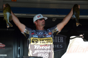 3F1A9927-C61C-4128-A61B-1A7DA05309EA