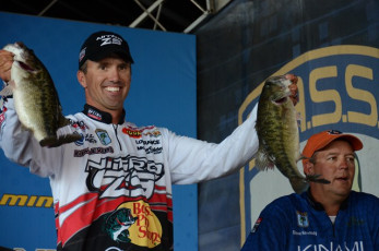 3F6AF9CE-CE3E-4461-92EF-9DE75FE1CA26