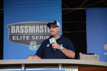 3FB11F3F-BA99-47C3-B908-AADED9916C8A