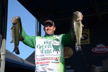 3FC95C12-0E82-4BEC-B3E1-9DCC9BB31042