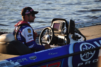 404D49B4-B06A-456F-B46C-082B3858FFC0