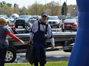 40A90DA6-C475-40A1-9D00-A4929E18CEA8