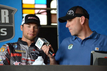 41D6CCAA-1A40-4C1B-A8E9-7508AC8D9349