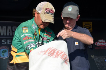 421D2B59-AFBA-4FE3-9623-42F84C08C454