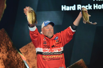 43000D3A-58E9-4C28-AFF0-646BAEE4C53E