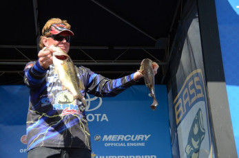 441327EE-7606-4E8B-AF7F-1F4EA69A2430