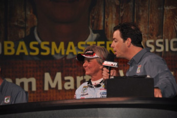 44E6B809-9426-4BBF-9C40-4BDB558AD7B9