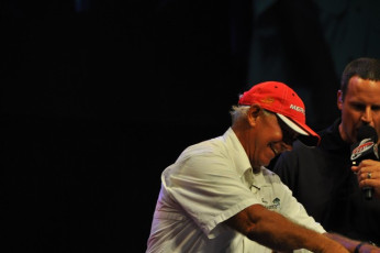 45D606FB-440B-4D3C-BE75-1E66C839CB3C