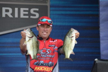 4611BAB7-B8EC-4421-A33A-C988F739C245