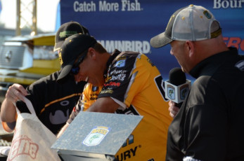 463086A5-428B-4BA0-8190-E3F9FD515E9E