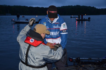 463DEDBC-AD7A-4992-8D43-A71D6F3B455A