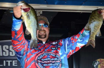 46C05293-05D7-4FC0-AC0A-02E34E9C4698