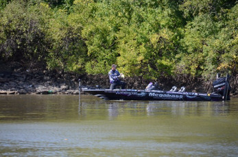 47621981-9697-48FA-BC4E-AA164A60DE17