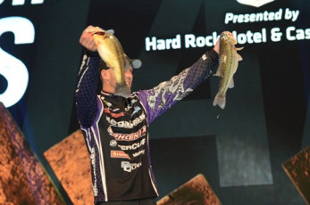 484B6841-93F5-4E20-91F7-C6F25E28793D