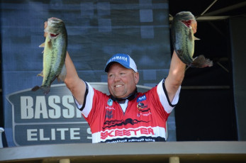 48AE2C61-05BA-4917-BAF1-6F8D3AC94736