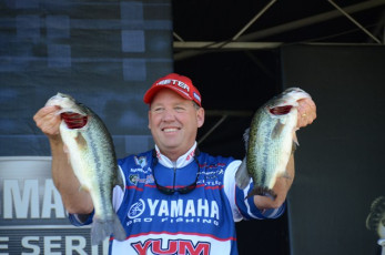 48AFB523-71A8-4F81-8D26-AC150B4CBC78