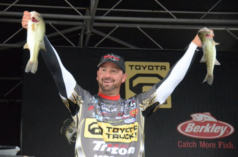 48B480CD-D73B-4EF3-897A-7F6A5618F5D8