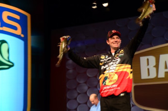 49517028-CF4C-4A89-A4F2-65813E18CDE6