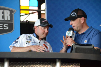 49C9E428-50C9-4290-BD57-DC4DCC212DF9