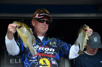 4A09A0EC-FFB9-4046-8D4F-1AE3DDC5F3B9