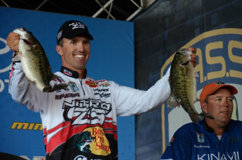 4A6B84FF-0B8A-4B21-8D40-B60FE3DD076C